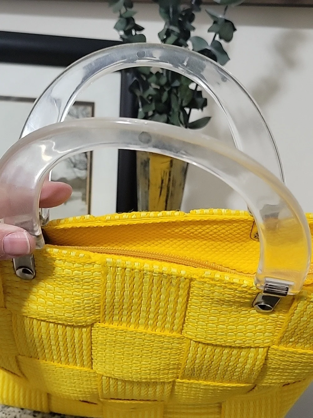 Yellow Woven Bag Lucite Handles Zippered Top Vintage Italian Alma Creazioni - Picture 3 of 16